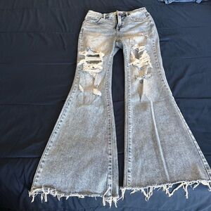 Distressed Flare Jeans in Gray